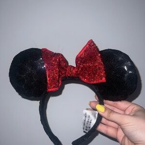 Classic Sequin Minnie Ears